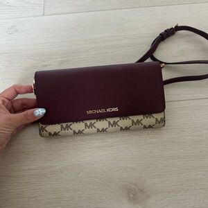 Michael Kors Crossbody Purse